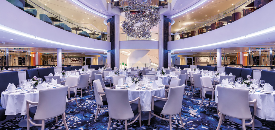 TUI Cruises Mein Schiff 5 Interior Atlantic 1.jpg